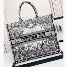 Christian Dior Shopping Bags